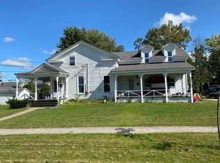 36 N Market St #4, Jefferson, OH 44047