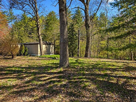 3rd image of 35 Patterson Rd