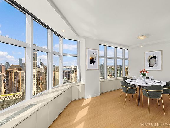 4th image of 160 W 66th St APT 44E