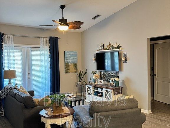 3rd image of 130 Burnett Ct Unit 111