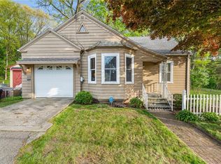 229 Morin St, Woonsocket, RI 02895