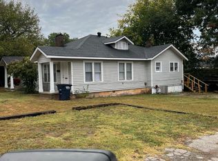 717 E 11th St, Shawnee, OK 74801