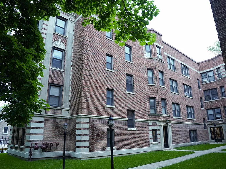 6439 N Hamilton Ave — Photo 36