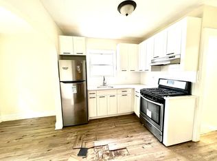 446 E 4th Ave #1, Roselle, NJ