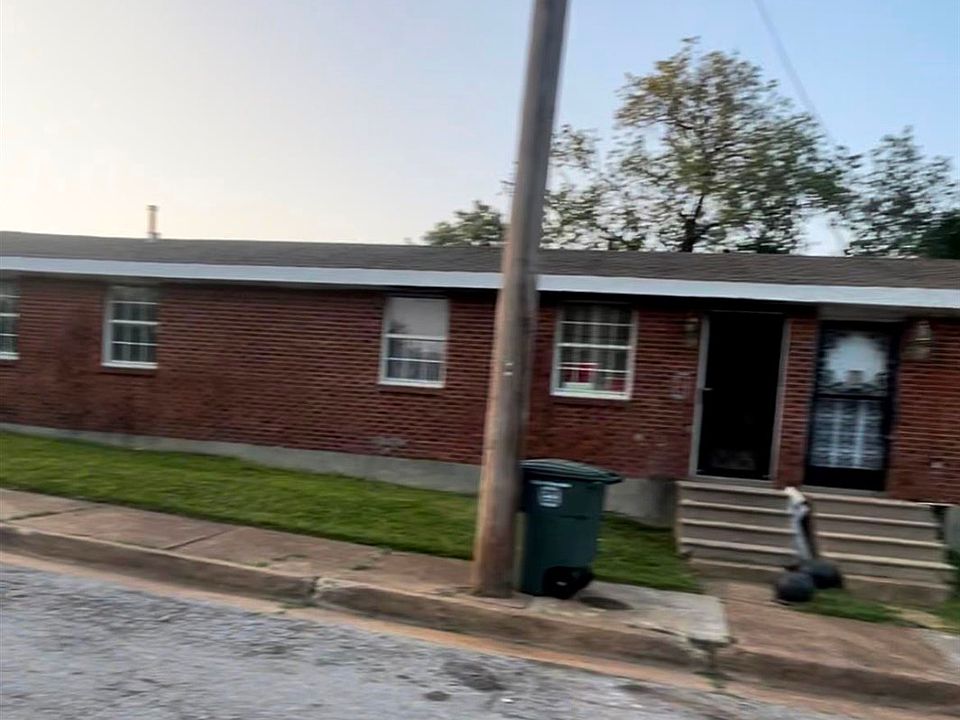 2nd image of 564 E Waldorf Ave