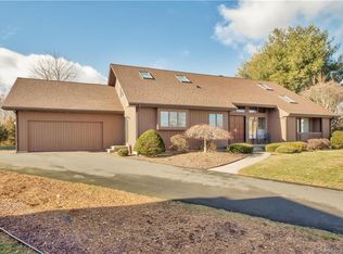 50 Marshalls Mdws, Wethersfield, CT 06109