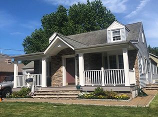 439 Central Park Dr, New Milford, NJ 07646