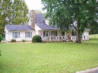 15 High Point Dr, Cartersville, GA