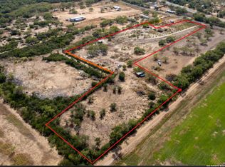 65 Garcia Estrada Rd #T4S, Pleasanton, TX 78064