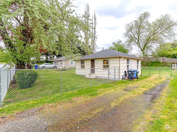3rd image of 13209 8th Avenue Ct S
