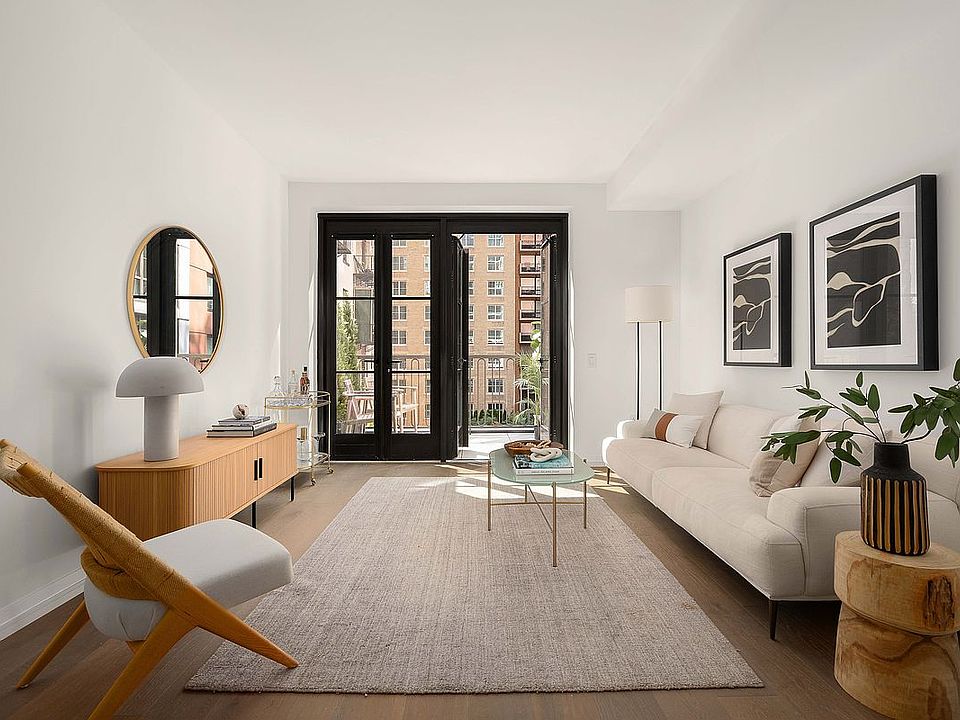 1st image of 250 W 96th St Unit 3G