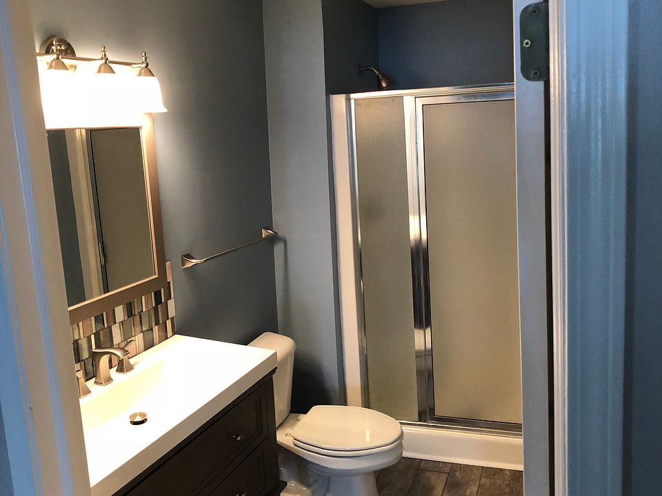 2nd image of 22678 Lenox Dr #124
