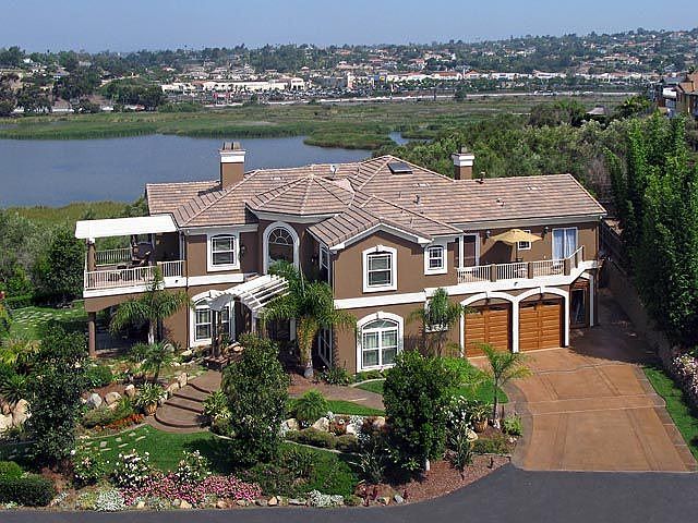 California Tuscan Estate