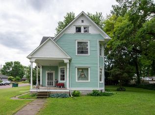 126 Minnesota Ave E, Minnesota Lake, MN 56068