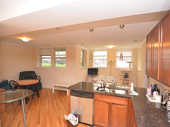4th image of 1615 W Wallen Ave
