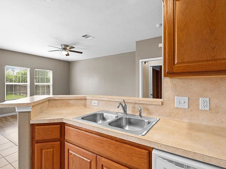 7502 Lazy Creek Dr #A — Photo 12