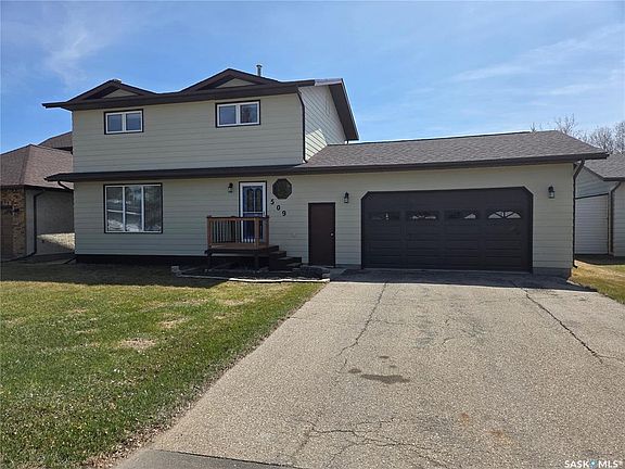 2nd image of 509 Carlyle AVENUE