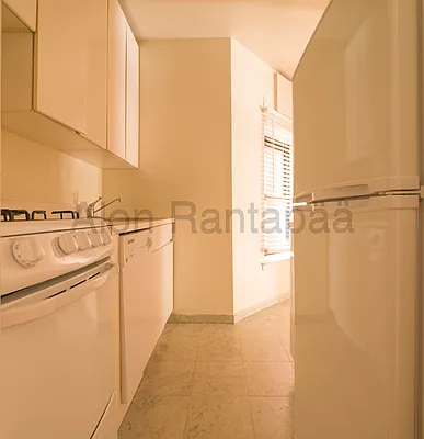 Rented by (Legacy) NY Quality Living Uptown | media 18