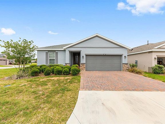 3rd image of 4537 NW 53rd Ct