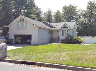 21 Jumping Brook Rd, Neptune, NJ 07753