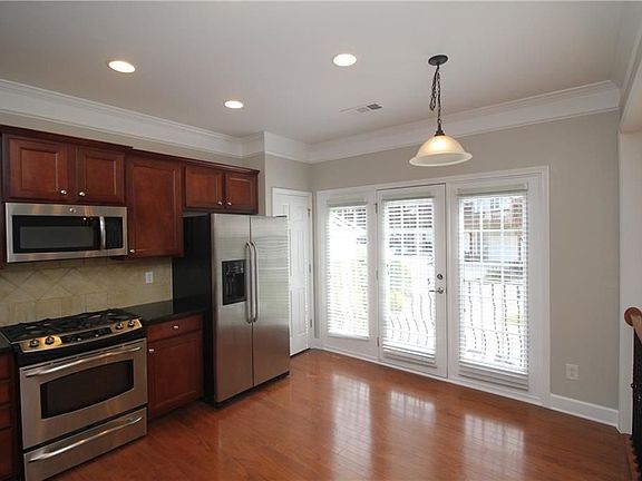 3rd image of 2132 Weldonberry Dr NE #0