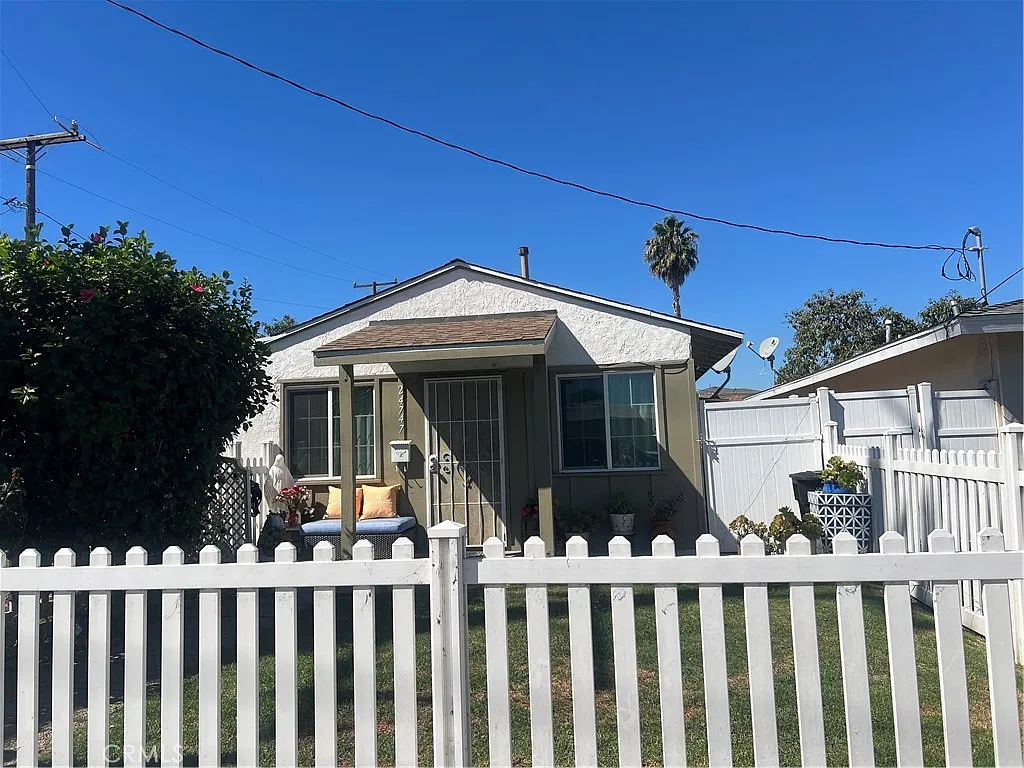 2 bed, 800 sqft, $2,800 — Photo 2