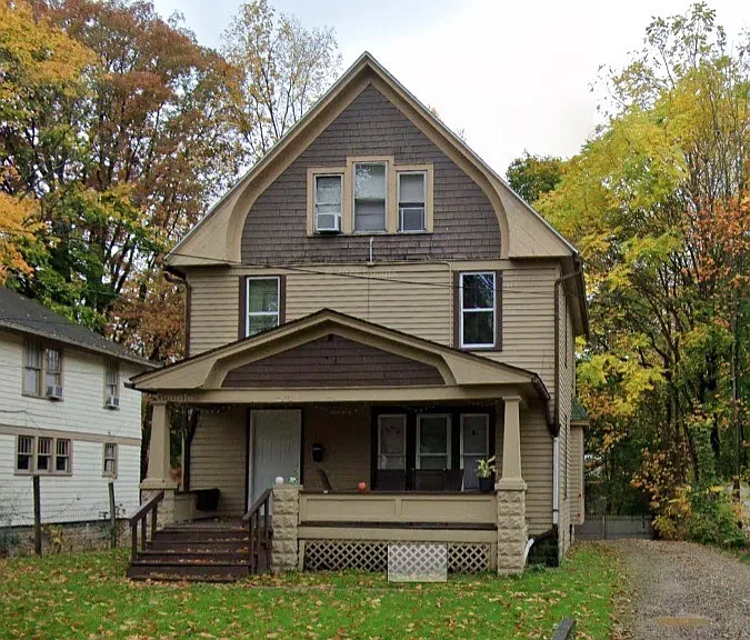 214 Sherman St