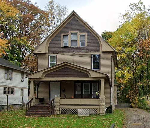 214 Sherman St Photo 1