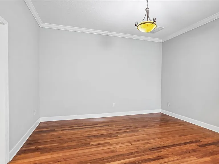 502 S Lincoln Ave — Photo 22