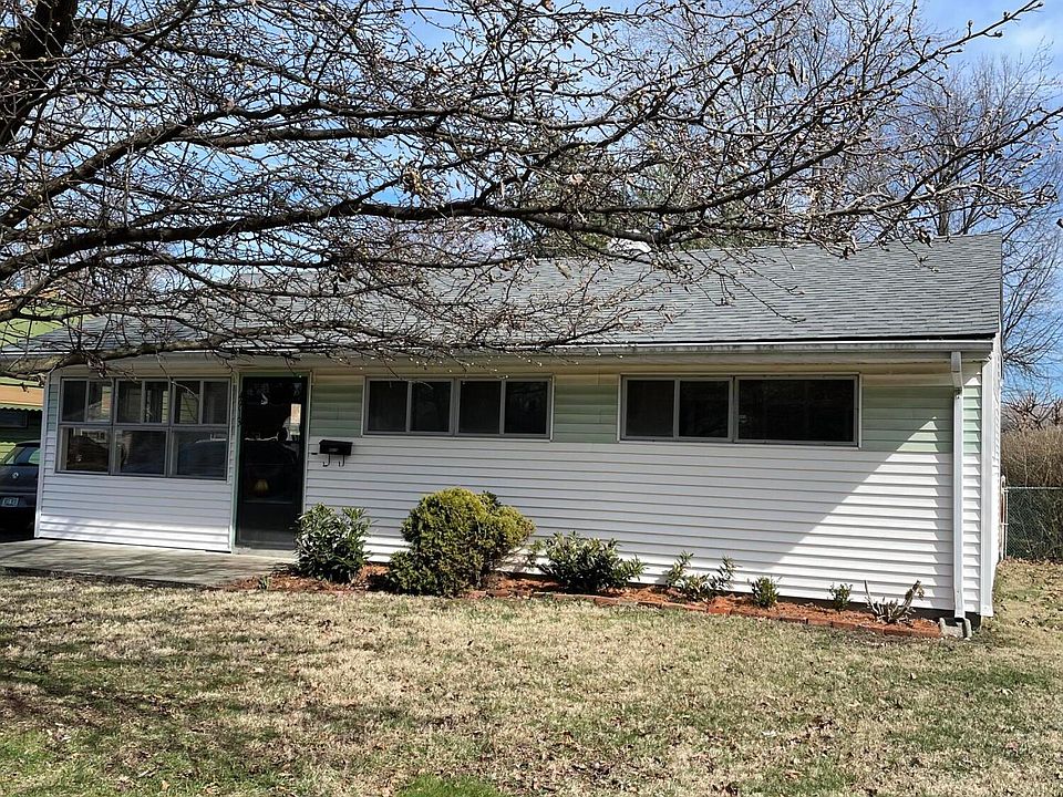 4913 Raven Rd, Lynnview, KY 40213 Zillow
