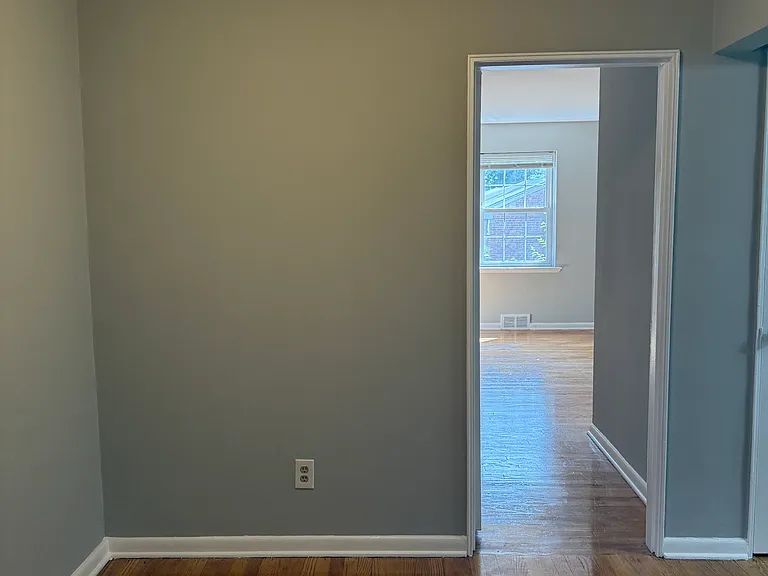 45 Morris Ave #18 — Photo 13