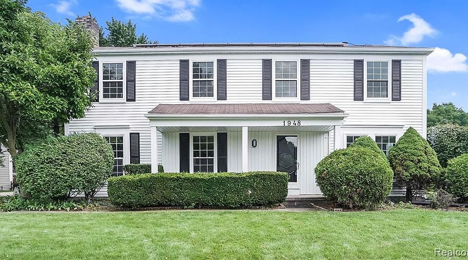 1948 Freemont Dr, Troy, MI 48098 MLS 20240056255 Zillow