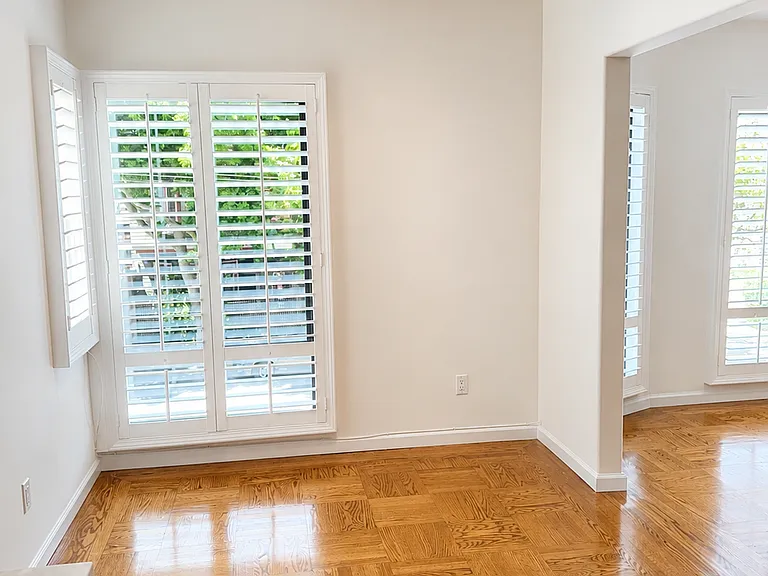 1172 Clayton St — Photo 7