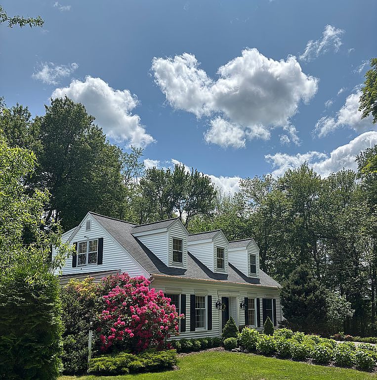 200 Southwest Rd