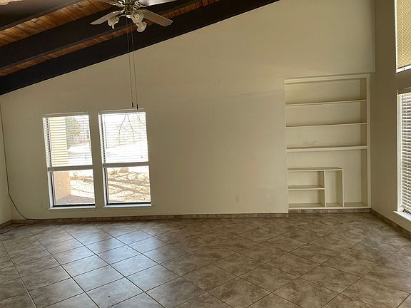 2nd image of 2407 N Grand Ave