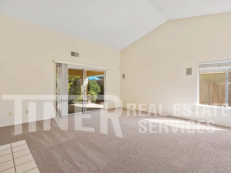 9071 Brevard Dr — Photo 4