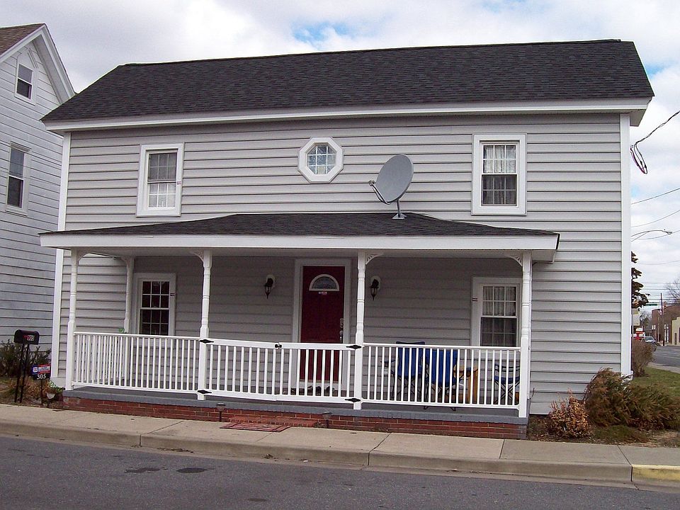 2nd image of 305 E East St