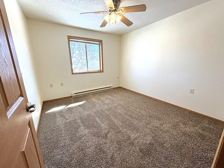 493 E South Ave #11 — Photo 8