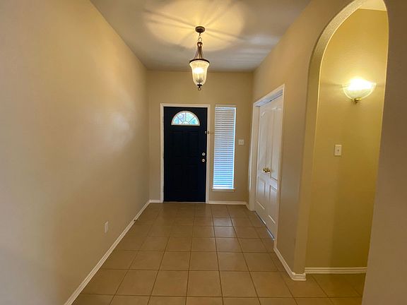 2nd image of 306 Olmos Dr