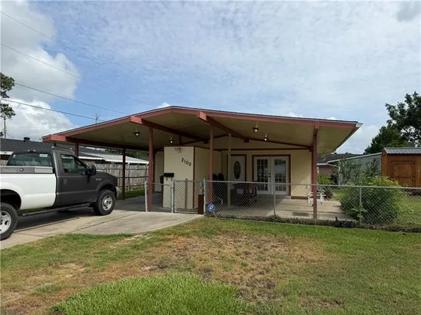 2100 Stumpf Blvd, Gretna, LA 70056