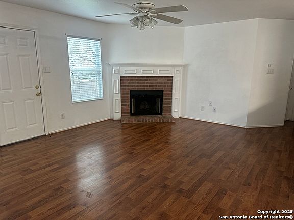 2nd image of 12510 Carriage Blvd