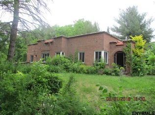 169 Hudson Ave, Mechanicville, NY 12118