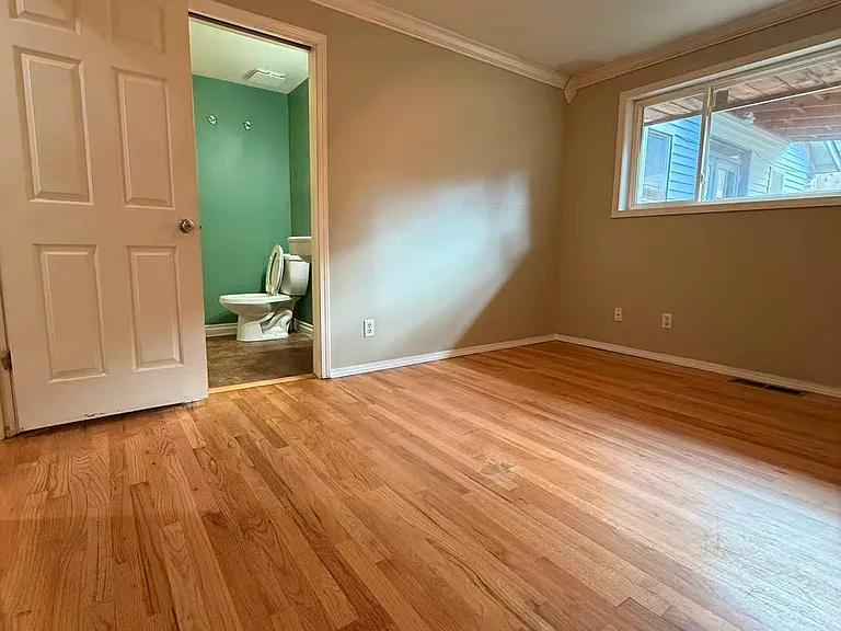 8606 Sloan Dr — Photo 9