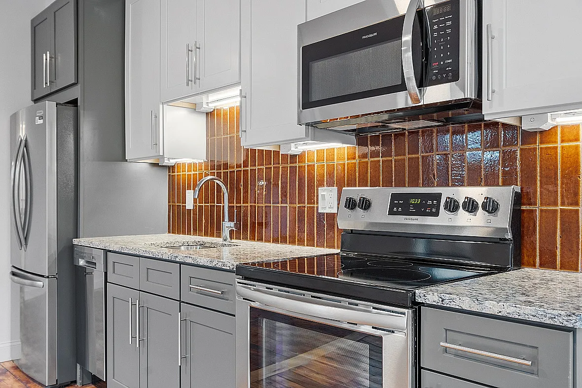 205 Summer Street - 5 — Photo 3