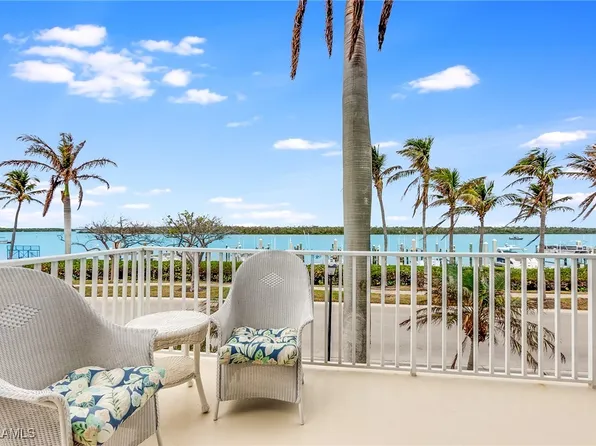 4198 Bay Beach Ln APT 111, Fort Myers Beach, FL 33931