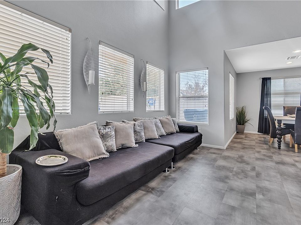 1st image of 5310 Valencia Crest Ave