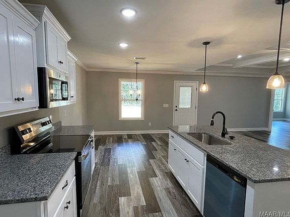 5th image of 113 Curtis Cir