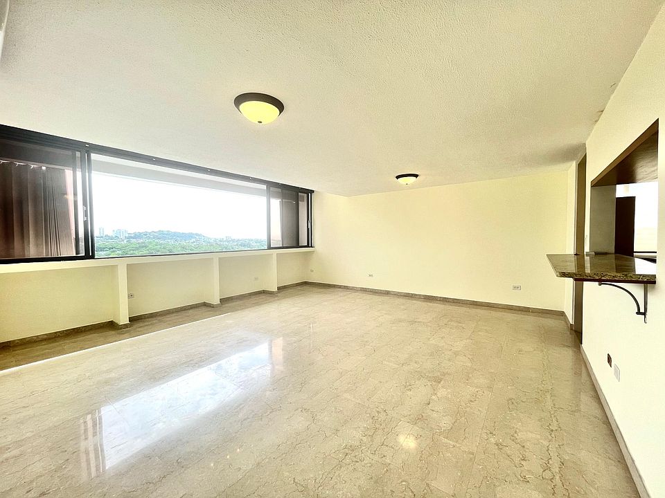 1st image of 2736 Avenue Luis Vigoreaux
