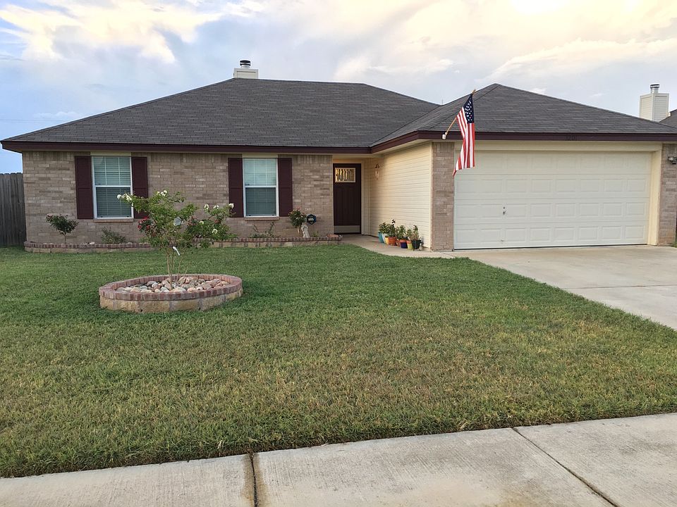 1st image of 3201 Lorena Dr