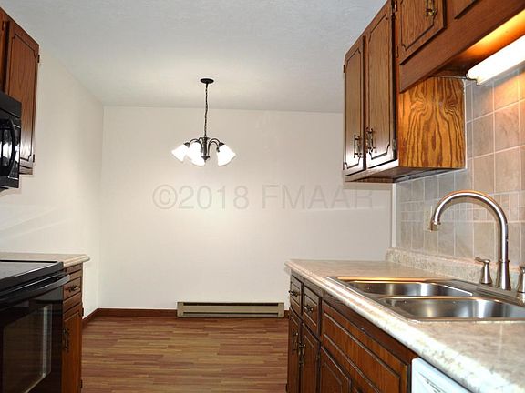 Kitchen / Dining